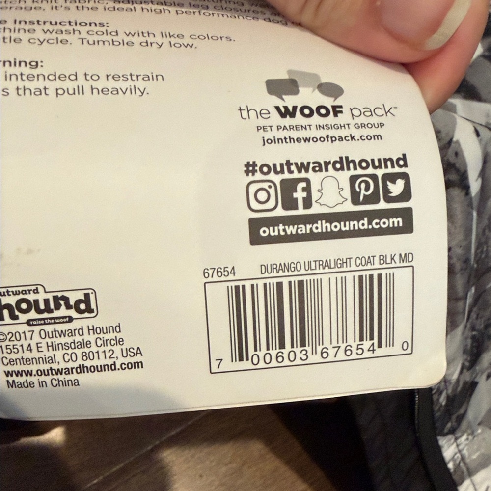 Outward Hound Durango ultralight Dog Coat - Picture 6 of 6